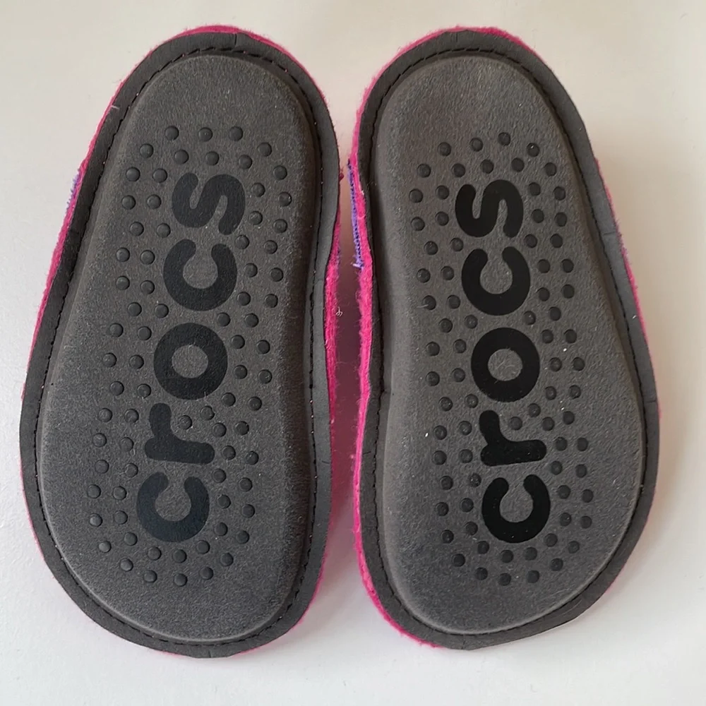 Crocs Kid’s Classic Slipper - Picture 3 of 3